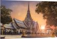 Merkloos / Sans marque Dibond Wanddecoratie - Mooi Kasteel met Zonsondergang in Thailand - 120x80 cm - Aluminium