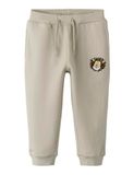 Name It Joggingbroek NMMSAKU Silver Lining Leeuw Maat 92