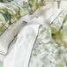 Kussensloop DESIGNERS GUILD Kussensloop van katoenperkal, dagbloemen, 65 x 65 cm