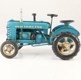 MadDeco Blikken Decoratie Tractor Trekker Lichtblauw Metaal