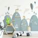 Ambiance Sticker Scandinavische bergstickers met heteluchtballonnen hoog in de lucht, 90 x 135 cm