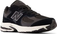 New Balance 2002R Unisex Sneakers - BLACK