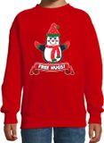 Bellatio Decorations Kersttrui/sweater voor jongens/meisjes - free hugs - rood - Kerst pinguin 134/146