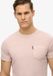 Superdry Classic Essential T-shirt met Zak Heren M Katoen Ronde Hals Korte Mouw Effen Regular Fit Casual Lente/Zomer 2025 Washed Dusky Pink