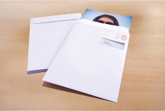 Raadhuis Akte Envelop - 229x324mm - C4 - Wit - Met Plakstrip - Venster Rechts - 25 Stuks - RD-303595-25