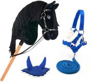 Hobby Horse Land Hobbyhorse Black Star Zwart Fries Paard - Maat A3 (L) - Met Hoofdstel, Halster en Blauwe Vliegenkap