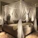 Joyreap 4 Hoeken Post Luifel Bed Gordijn voor Meisjes & Volwassenen - Koninklijke Luxe Gezellig Gordijn Netting - Leuke Prinses Slaapkamer Decoratie Accessoires (Wit, 47" B x 78" L, Twin)