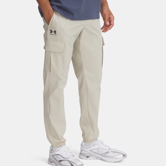Under Armour UA Vibe Woven Cargo Pants-BRN Heren Sportbroek - Khaki Base - Zwart