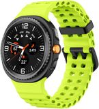 Strap-it Ocean siliconen bandje met gespsluiting geschikt voor Samsung Galaxy Watch 9 (40/44mm) / Watch 8 (40/44mm) / 8 Classic (46mm) - lime
