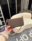 Michael Kors crossbody tas Bryant met logoprint donkerbruin