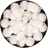 Decoris Kerstballen set kunststof parelmoer wit 6-8-10 cm 50 stuks - mix maten - mat en glans - inclusief dennenappels