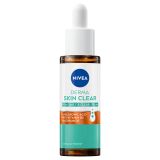 NIVEA Derma Skin Clear gezichtsserum met hyaluronzuur, niacinamide en provitamine B5, licht hydraterend en rustgevend dagelijks serum voor een gezonde, evenwichtige en stralende huid, 30 ml