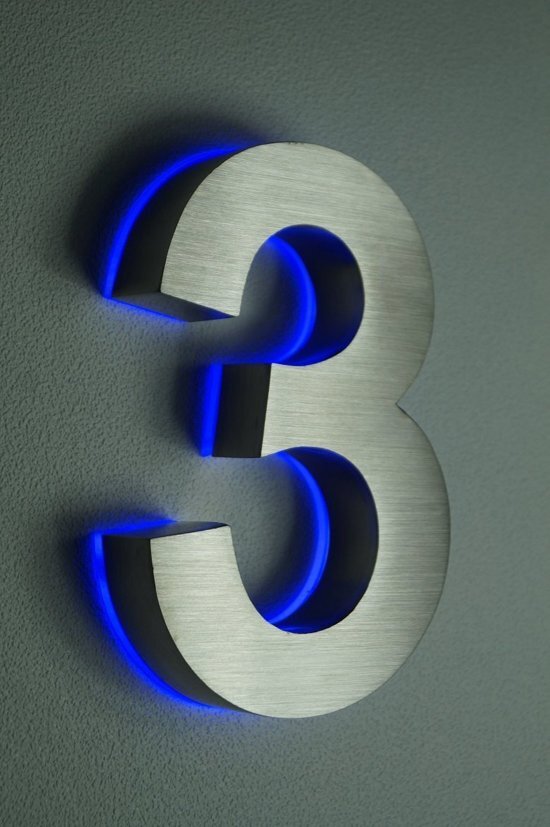 XAPTOVi Huisnummer met LED verlichting van RVS Hoogte 20cm Nummer 3 incl. 12 Volt DC netvoeding