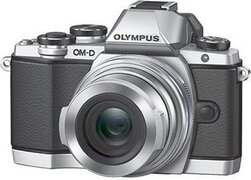 Olympus OM-D E-M10 Mark II + M.ZUIKO DIGITAL EZ-M14-150R zilver