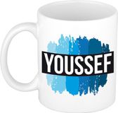 Bellatio Decorations Shoppartners Bv Youssef naam cadeau koffie mok - beker - met blauw verfstrepen - Cadeau collega - vaderdag - verjaardag - meester - coach - 300 ml - wit